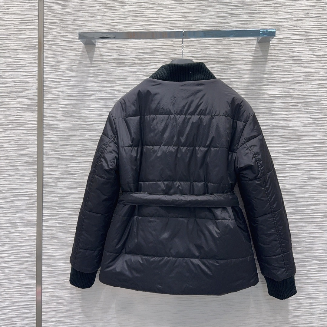 🛍️ Christian Dio* 👑2025FW新款棉外套 印花面料 经典又有型 各种都能完美驾驭～高