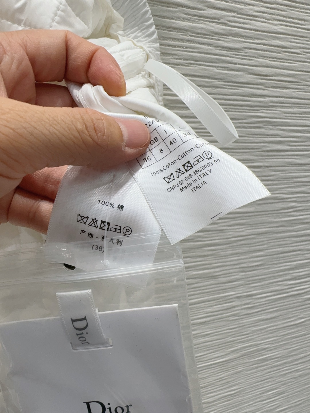 🛍️Christian Dio*👑2025FW新款夹棉长裤 整体保暖效果拉满，休闲时尚，经典logo完美