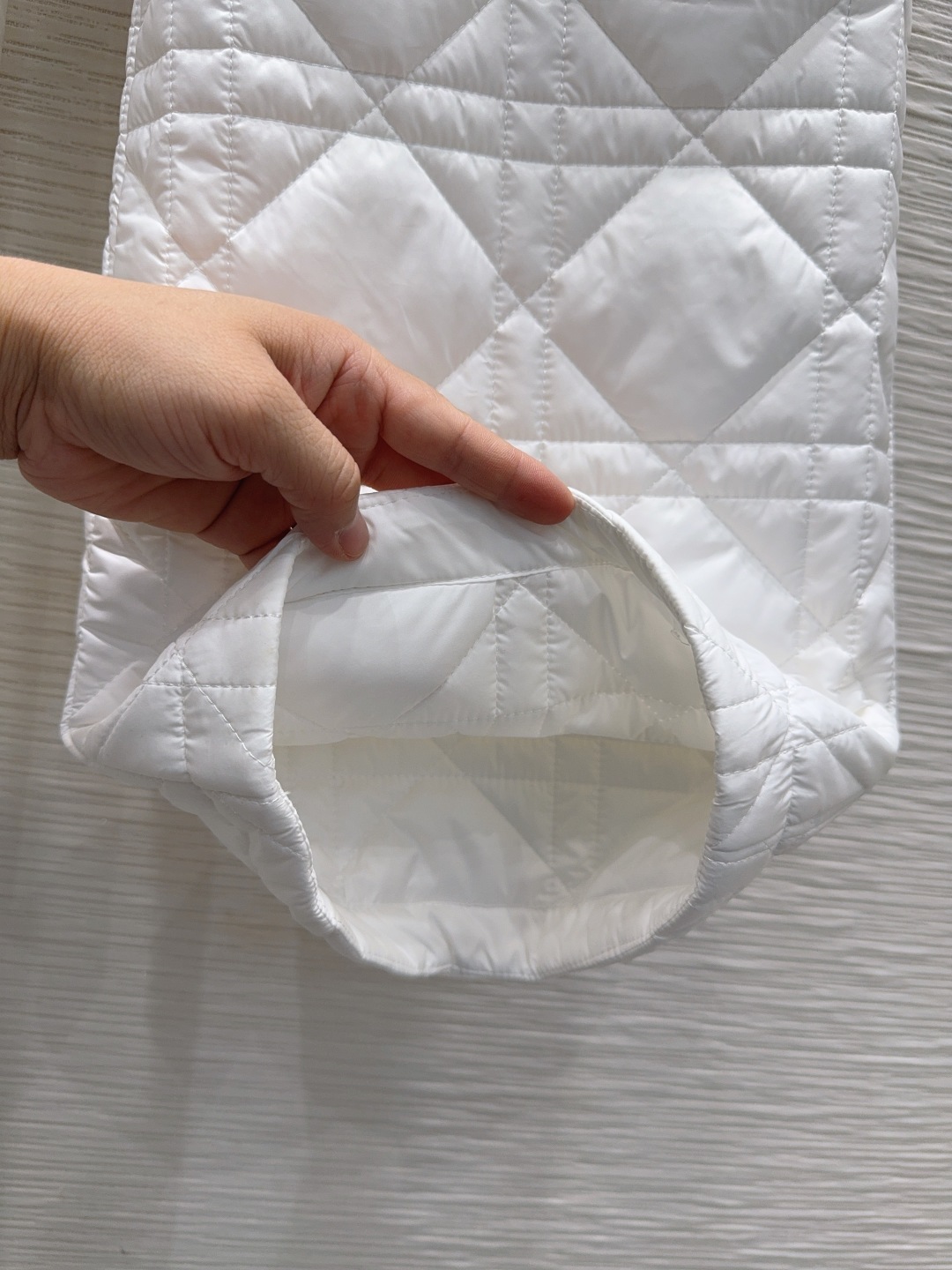 🛍️Christian Dio*👑2025FW新款夹棉长裤 整体保暖效果拉满，休闲时尚，经典logo完美