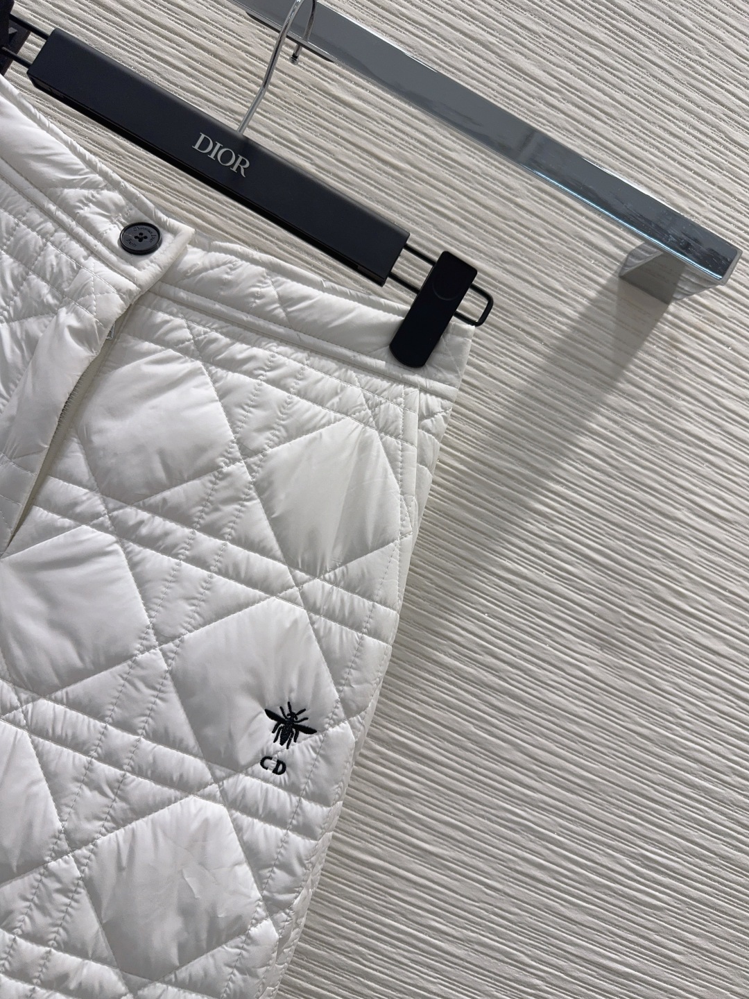 🛍️Christian Dio*👑2025FW新款夹棉长裤 整体保暖效果拉满，休闲时尚，经典logo完美