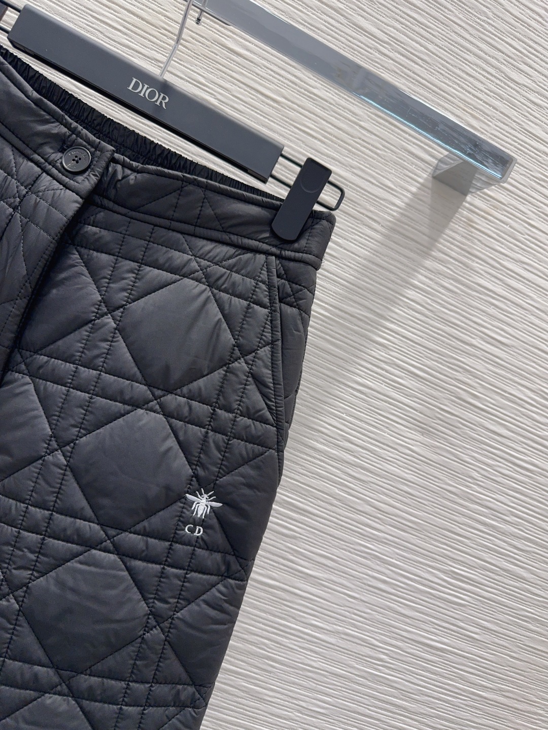 🛍️Christian Dio*👑2025FW新款夹棉长裤 整体保暖效果拉满,休闲时尚,经典logo完美