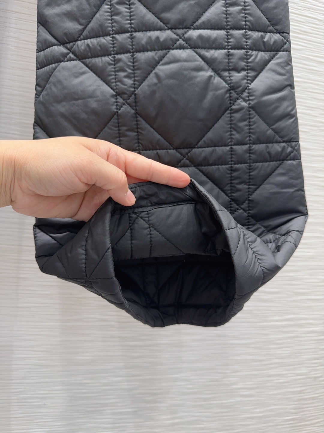 🛍️Christian Dio*👑2025FW新款夹棉长裤 整体保暖效果拉满,休闲时尚,经典logo完美