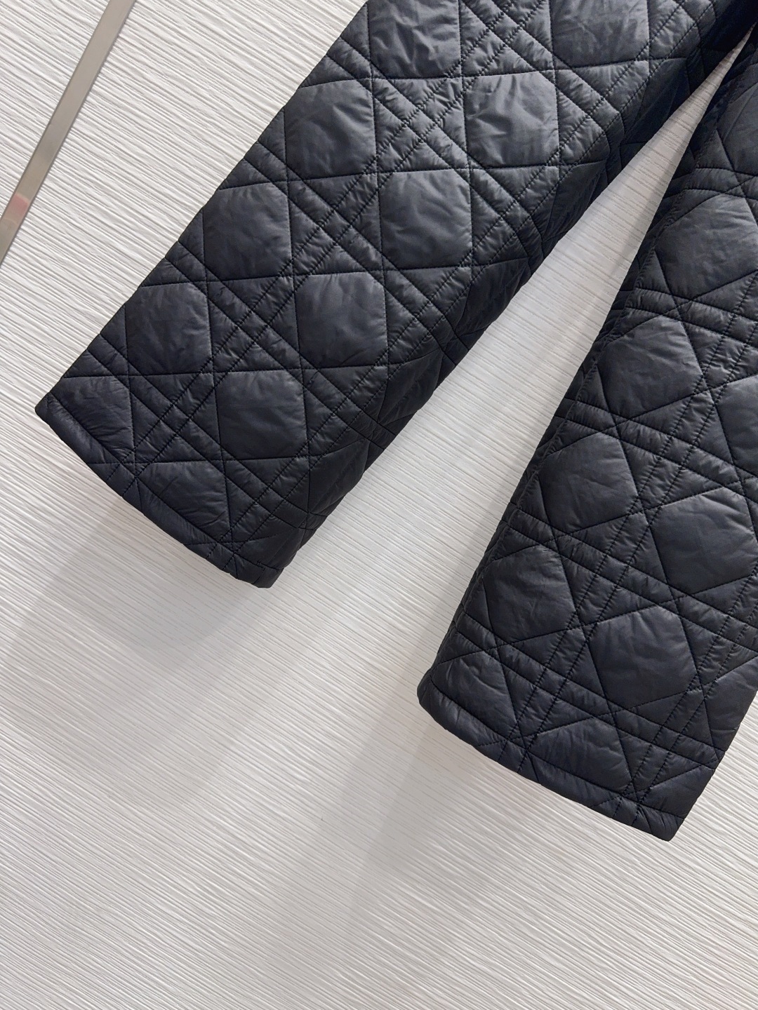 🛍️Christian Dio*👑2025FW新款夹棉长裤 整体保暖效果拉满,休闲时尚,经典logo完美