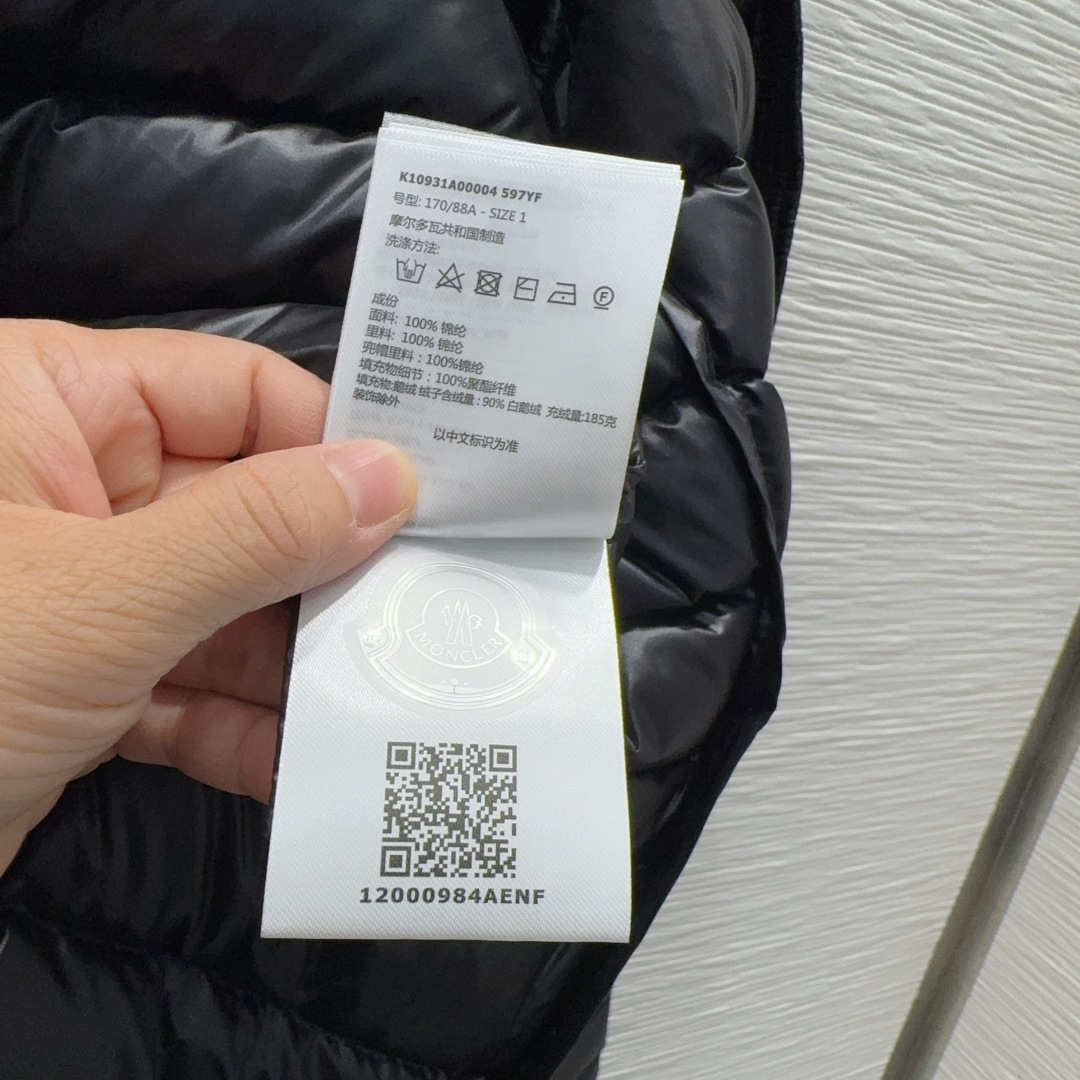🛍️Moncle*👑2025FW新款羽绒外套 【鹅绒】 整体保暖效果拉满，独特设计款羽绒服 休闲时尚，经