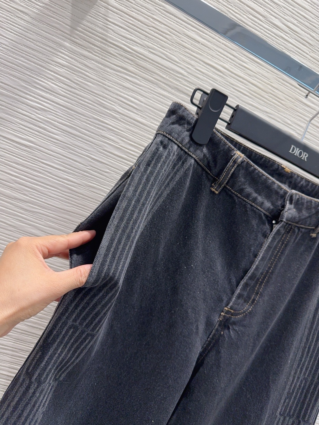 🛍️Christian Dio*👑2025FW新款 高版出品~超时髦新款丹宁牛仔 酵洗个性色调上身又酷又