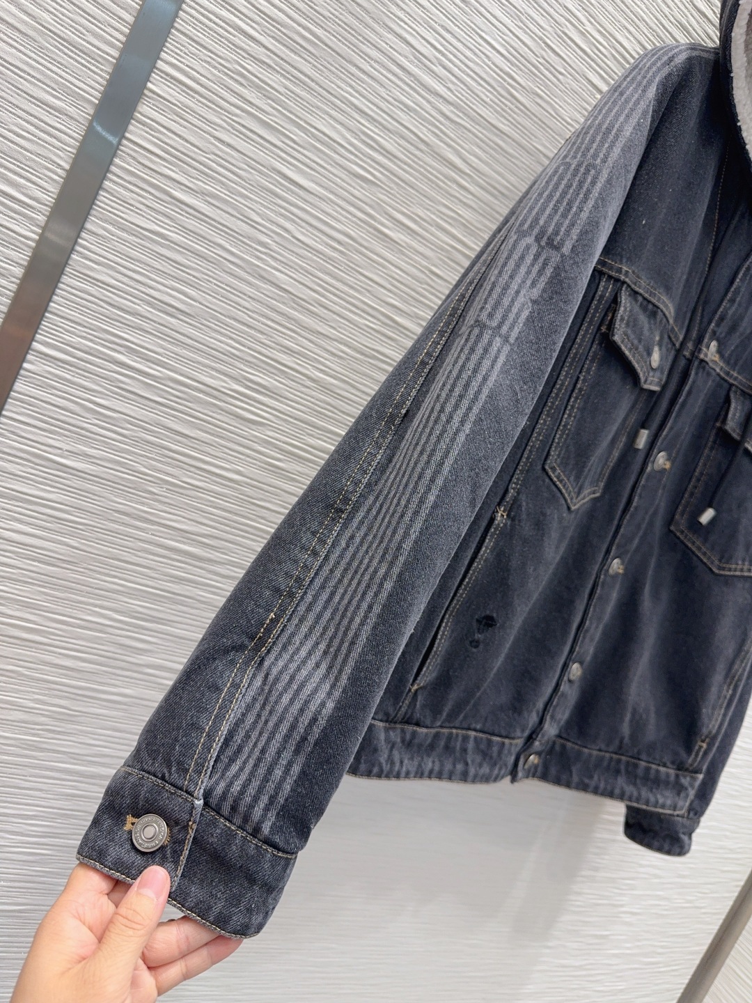 🛍️Christian Dio*👑2025FW新款 高版出品~超时髦新款丹宁牛仔 酵洗个性色调上身又酷又