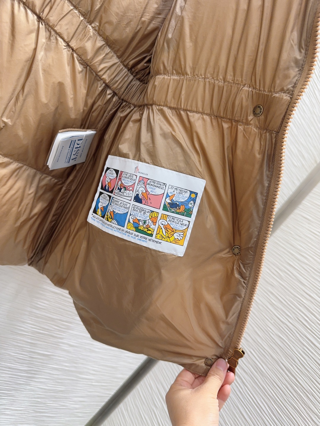 🛍️Moncle*👑2025FW新款羽绒外套 【鹅绒】 整体保暖效果拉满，独特设计款羽绒服 休闲时尚，经