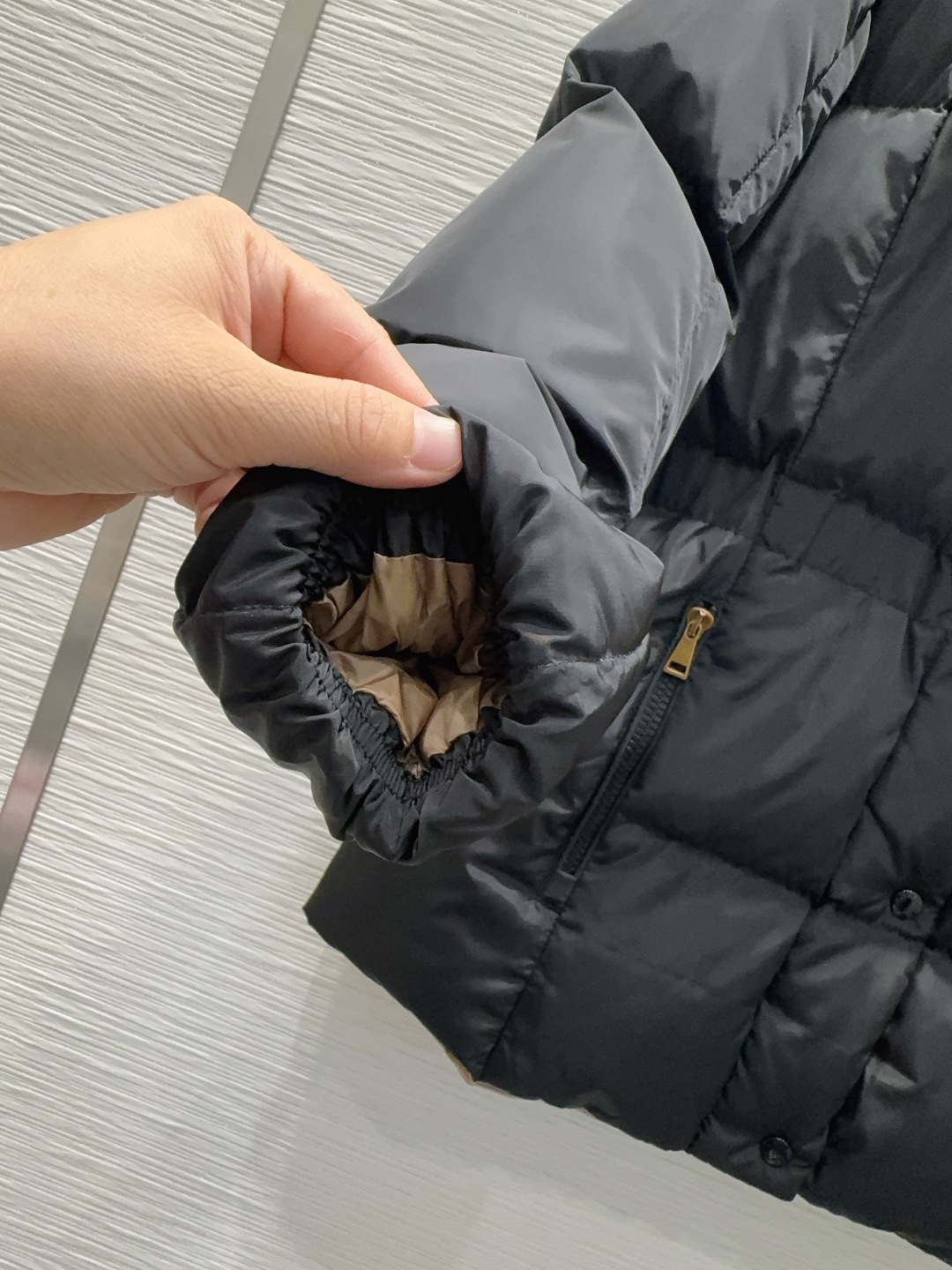 🛍️Moncle*👑2025FW新款羽绒外套 【鹅绒】 整体保暖效果拉满，独特设计款羽绒服 休闲时尚，经