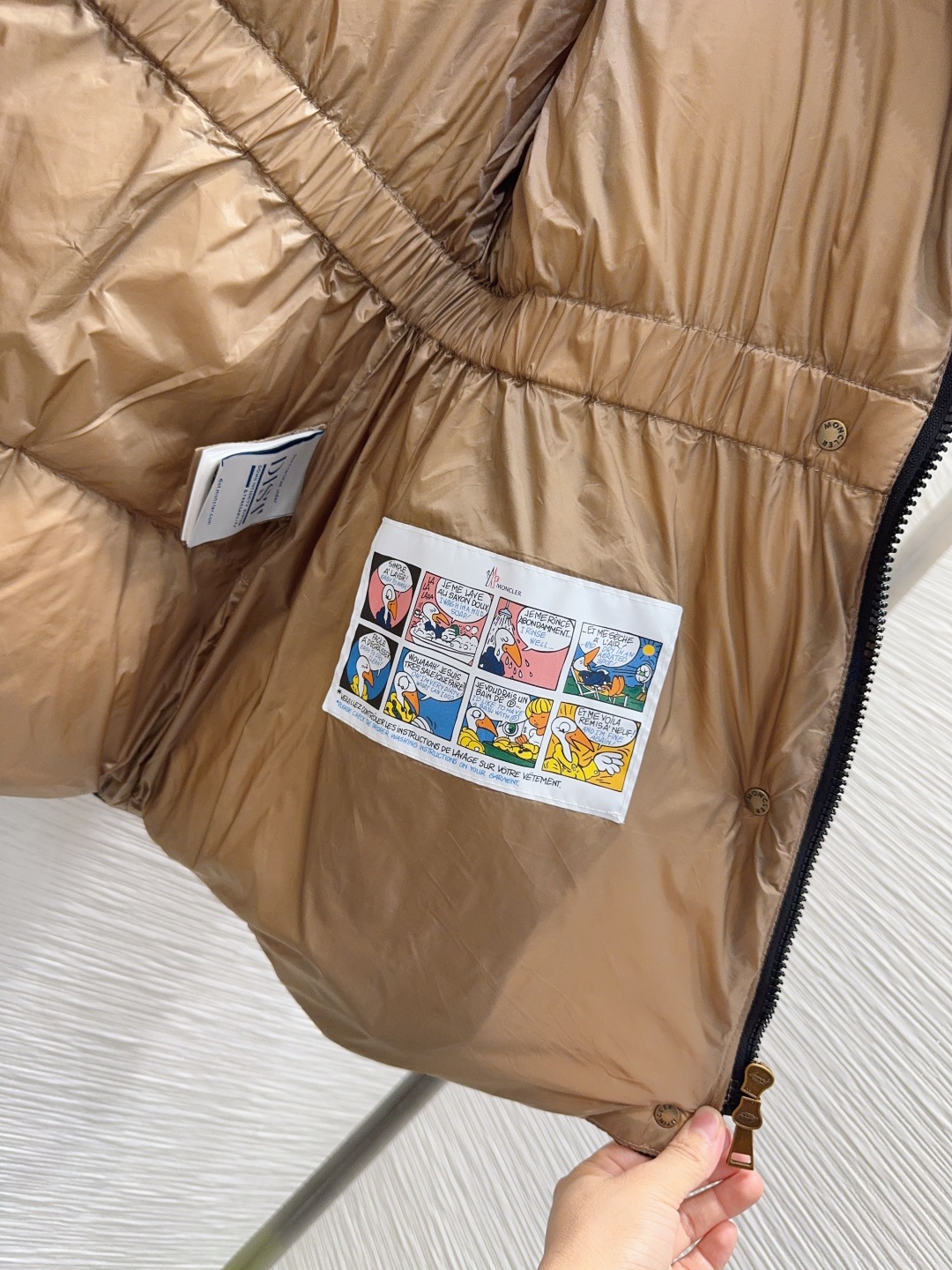 🛍️Moncle*👑2025FW新款羽绒外套 【鹅绒】 整体保暖效果拉满，独特设计款羽绒服 休闲时尚，经