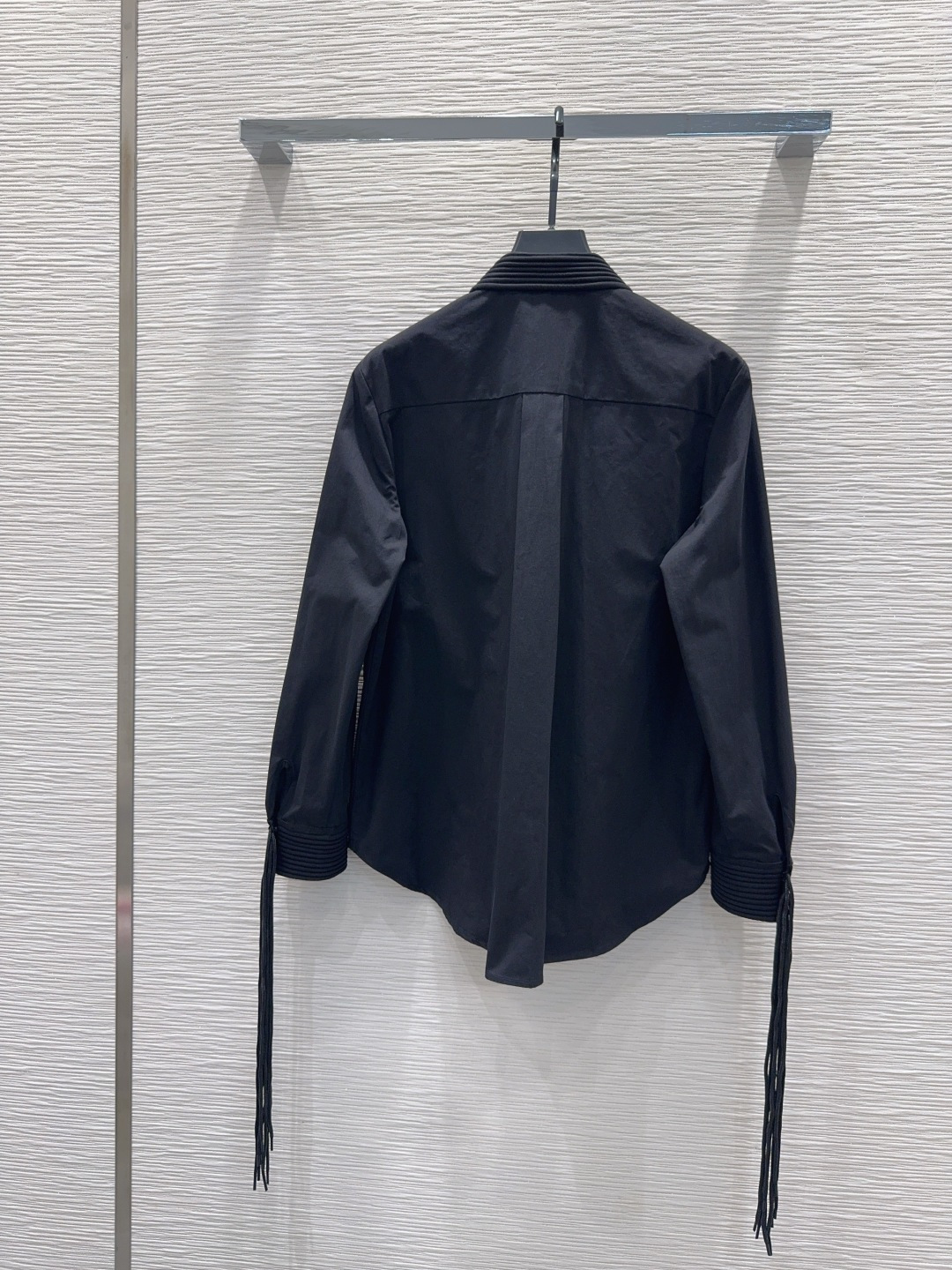 🛍️ Schiapare*lli 👑2025FW新款衬衣 低调奢华立体剪裁 精简线条感设计 高贵典雅又尽