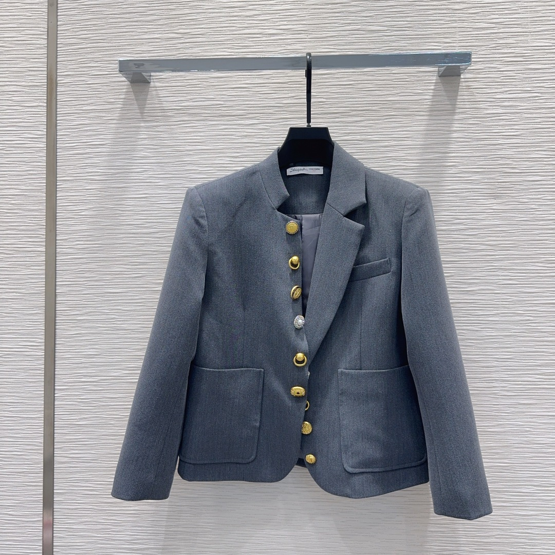 🛍️ Schiapare*lli 👑2025FW新款 简洁大气的西装外套 非常高级的进口质地 仔细看细节