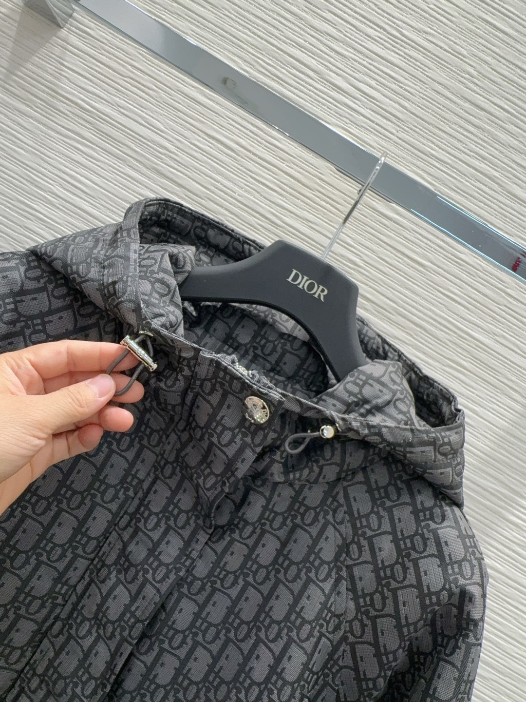 🛍️ Christian Dio* 👑2025FW新款夹棉外套 提花面料 经典又有型 各种都能完美驾驭～