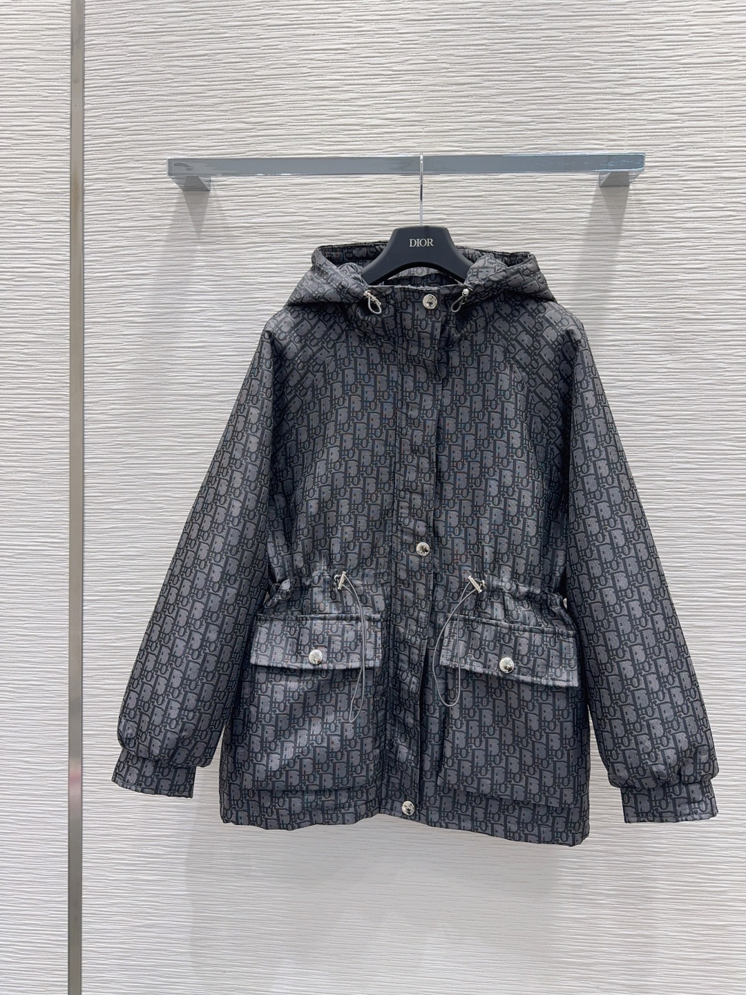 🛍️ Christian Dio* 👑2025FW新款夹棉外套 提花面料 经典又有型 各种都能完美驾驭～