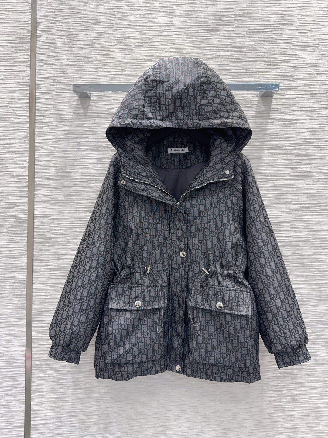 🛍️ Christian Dio* 👑2025FW新款夹棉外套 提花面料 经典又有型 各种都能完美驾驭～
