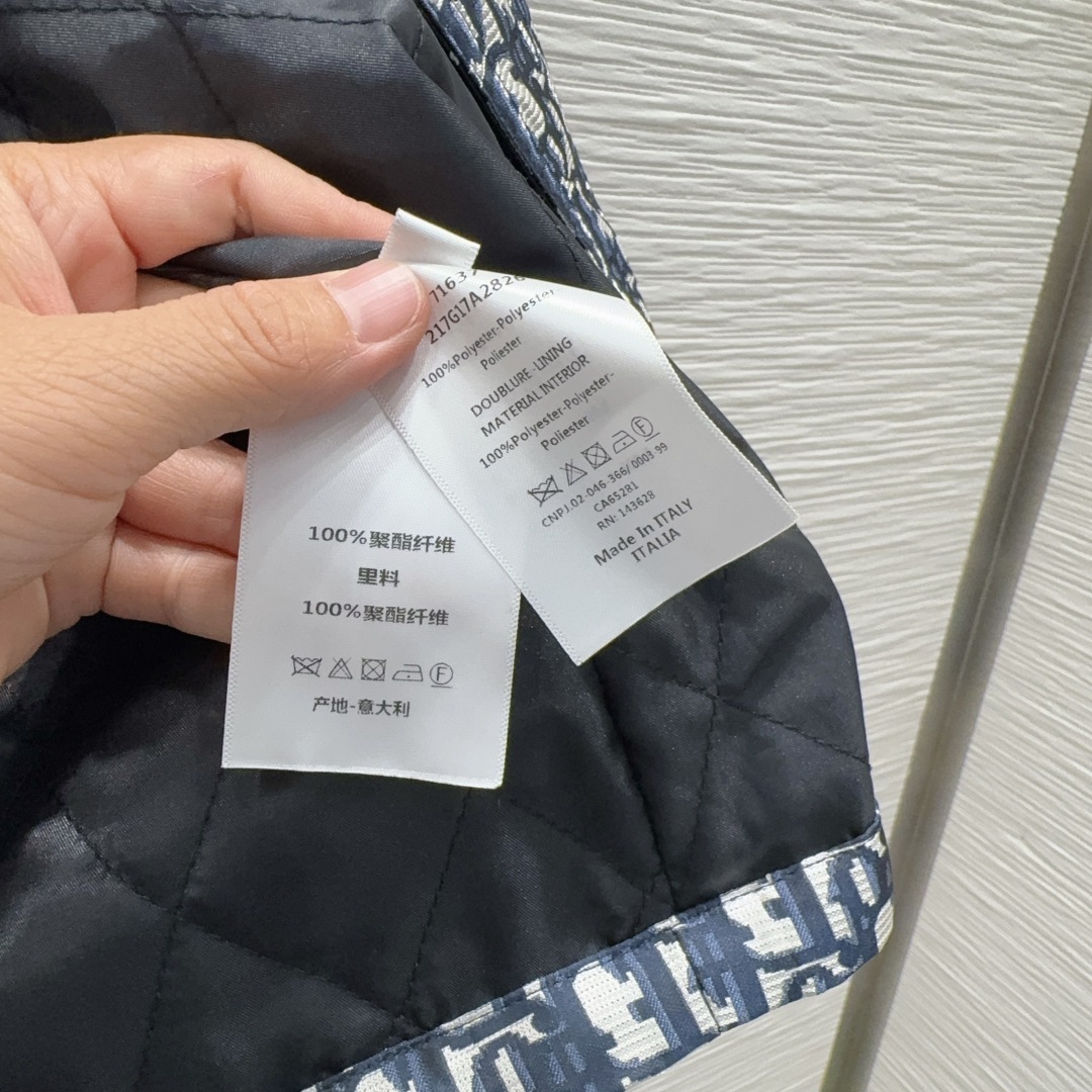 🛍️ Christian Dio* 👑2025FW新款夹棉翻领外套 提花面料 经典又有型 各种都能完美驾