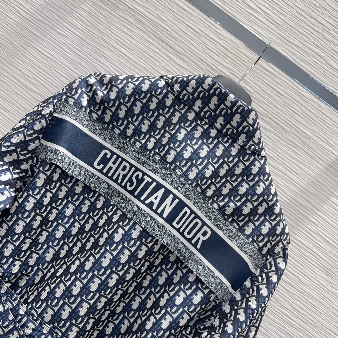 🛍️ Christian Dio* 👑2025FW新款夹棉翻领外套 提花面料 经典又有型 各种都能完美驾