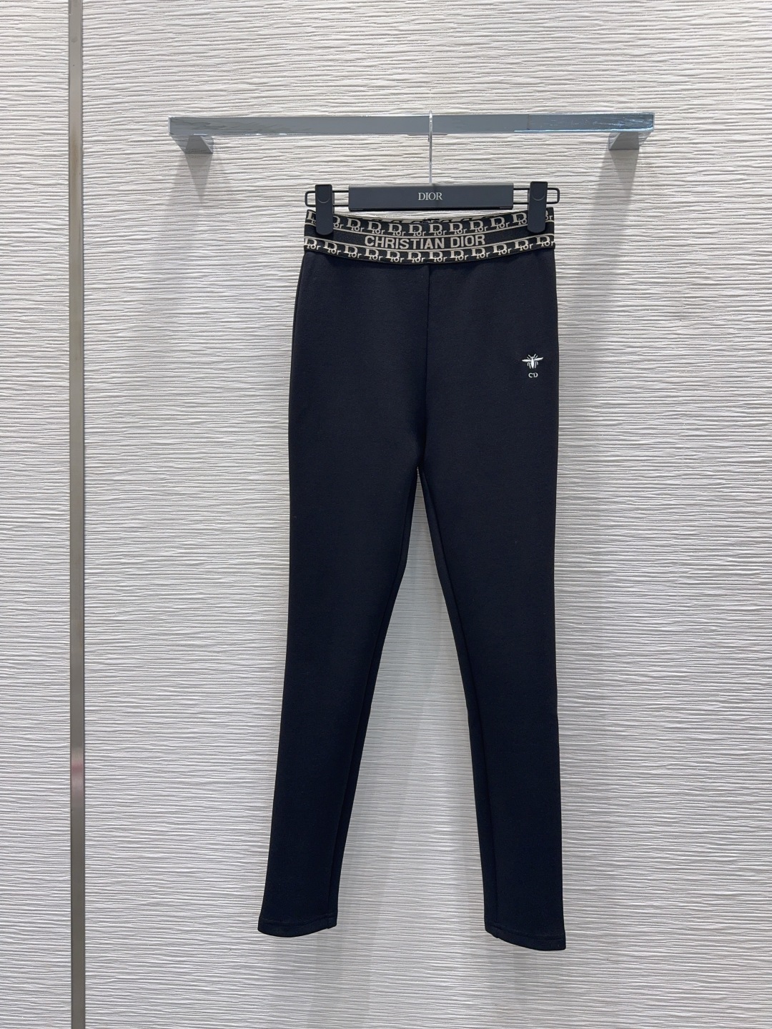 🛍️ Christian Dio* 👑2025FW新款 中高腰弹力打底裤，瑜珈裤，运动裤，健身裤，紧身超