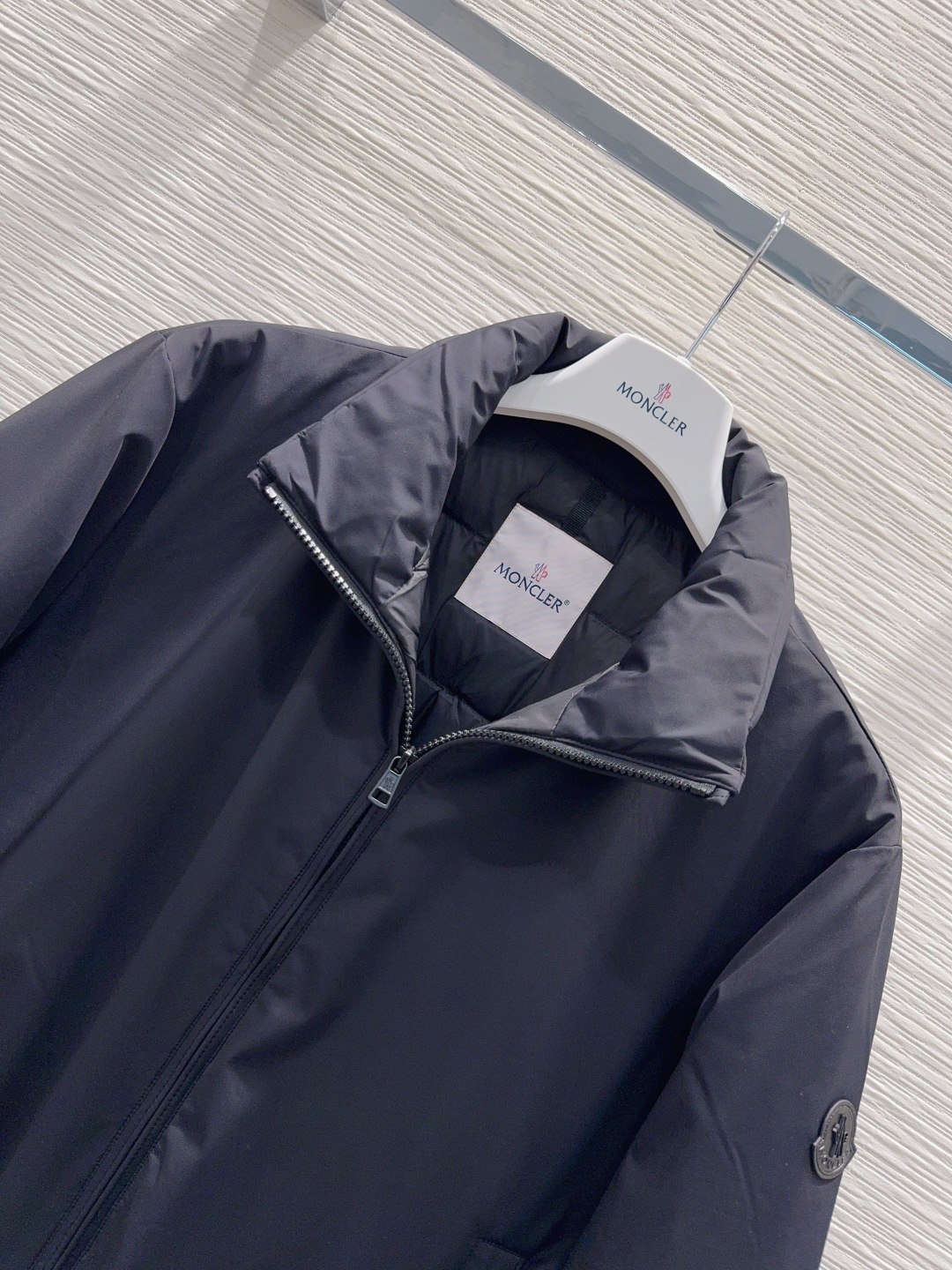 🛍️Moncle*👑2025FW新款风衣羽绒外套 男女同款 整体保暖效果拉满,独特设计款羽绒服 休闲时尚