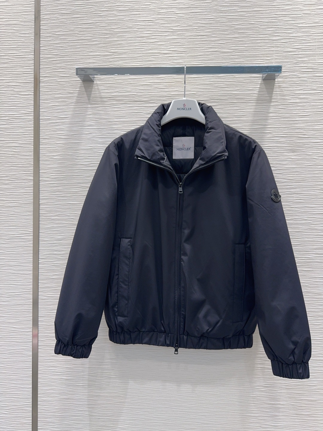 🛍️Moncle*👑2025FW新款风衣羽绒外套 男女同款 整体保暖效果拉满,独特设计款羽绒服 休闲时尚