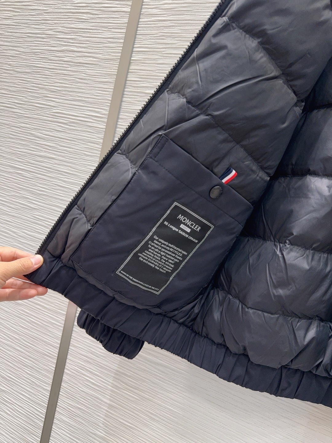 🛍️Moncle*👑2025FW新款风衣羽绒外套 男女同款 整体保暖效果拉满,独特设计款羽绒服 休闲时尚