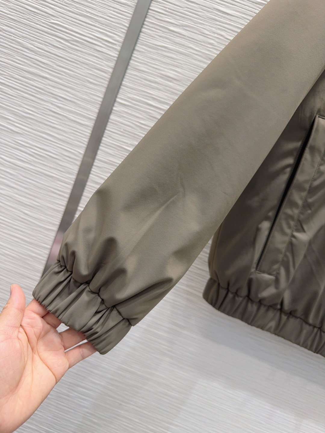 🛍️Moncle*👑2025FW新款风衣羽绒外套 男女同款 整体保暖效果拉满,独特设计款羽绒服 休闲时尚