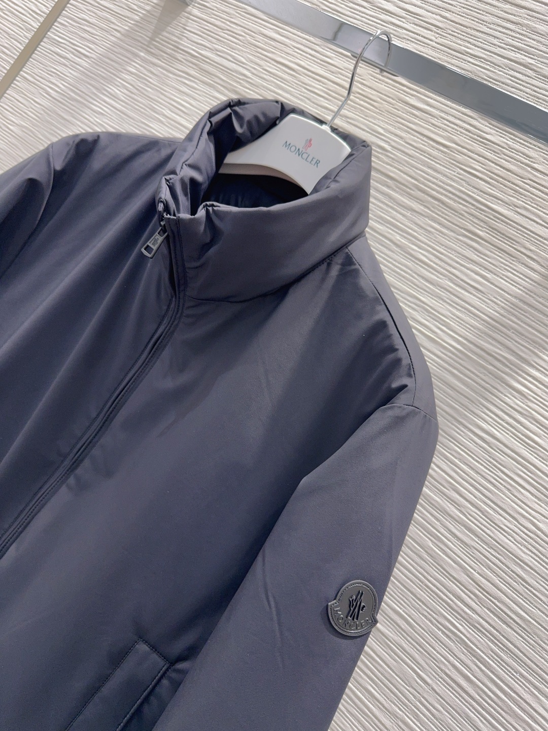 🛍️Moncle*👑2025FW新款风衣羽绒外套 男女同款 整体保暖效果拉满,独特设计款羽绒服 休闲时尚