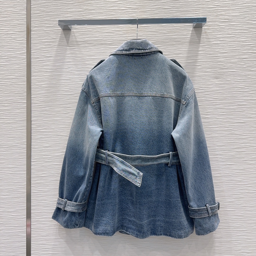 🛍️ Christian Dio* 👑2025FW新款 渐变色牛仔外套~超时髦新款丹宁牛仔 酵洗个性色调