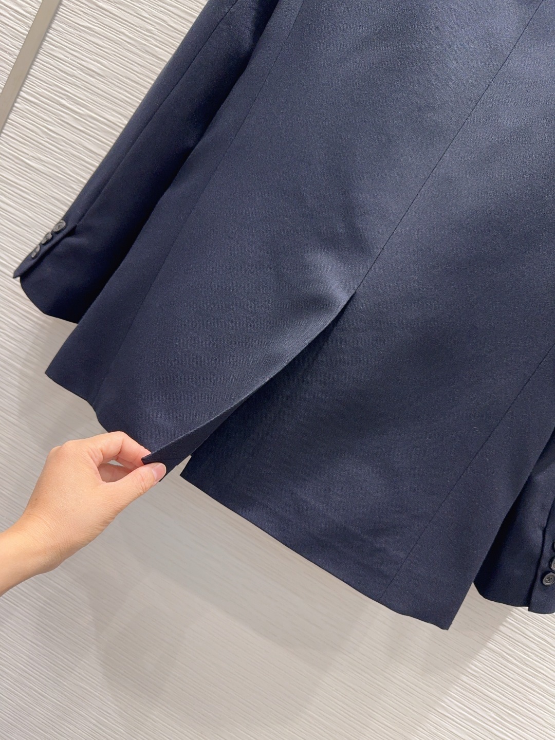 🛍️Prad*👑2025FW新款西装外套 30%羊毛 非常高级的进口质地 仔细看细节 颜色超正👍上身非常