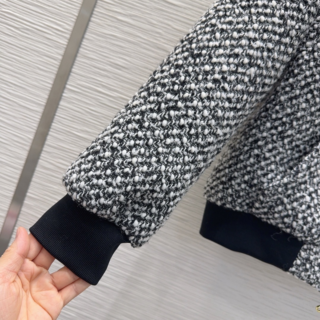 🛍️ Louis Vuitto* 👑2025FW新款外套 时髦低调气质又奢华高级!版型百搭不挑人,定制科