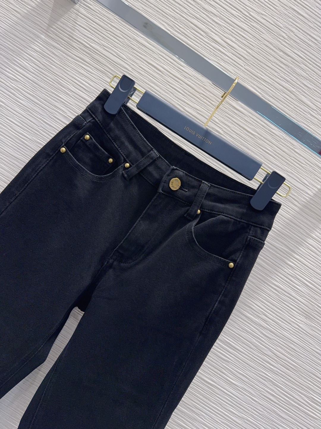 🛍️ Louis Vuitto* 👑2025FW新款牛仔长裤 有弹力 整件立体剪裁 全方位精致做工 明星