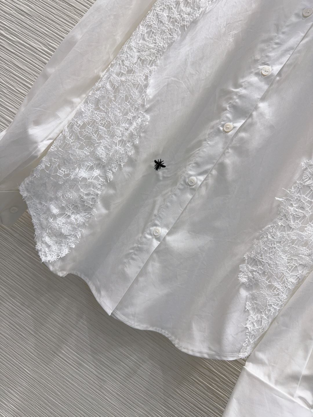 🛍️ Christian Dio* 👑2025FW新款蕾丝衬衣 低调奢华立体剪裁 精简线条感设计 高贵典