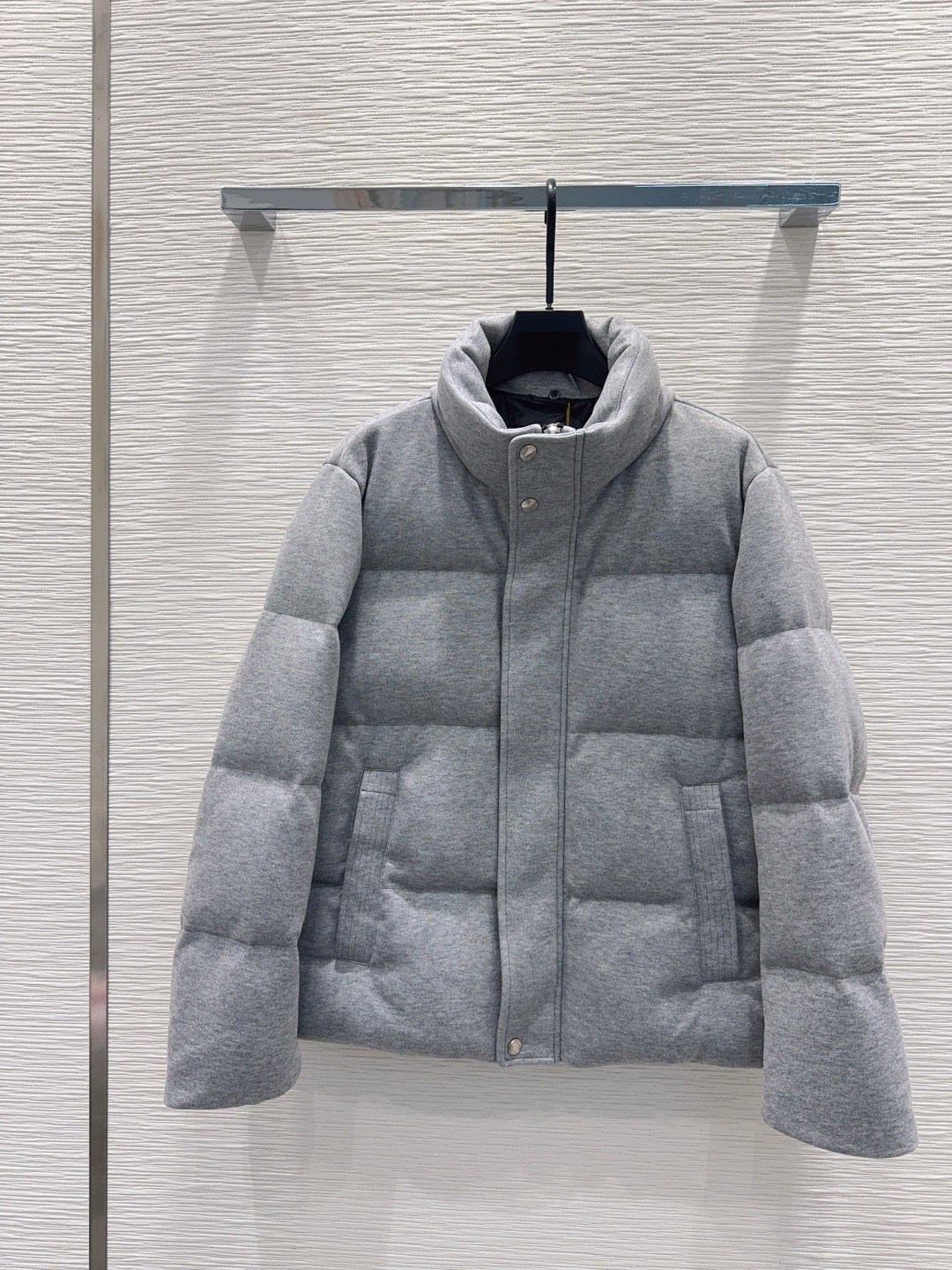 🛍️LORO PIAN*A👑2025FW新款羽绒外套 羊毛面部 鹅绒填充 男女同款 整体保暖效果拉满，独