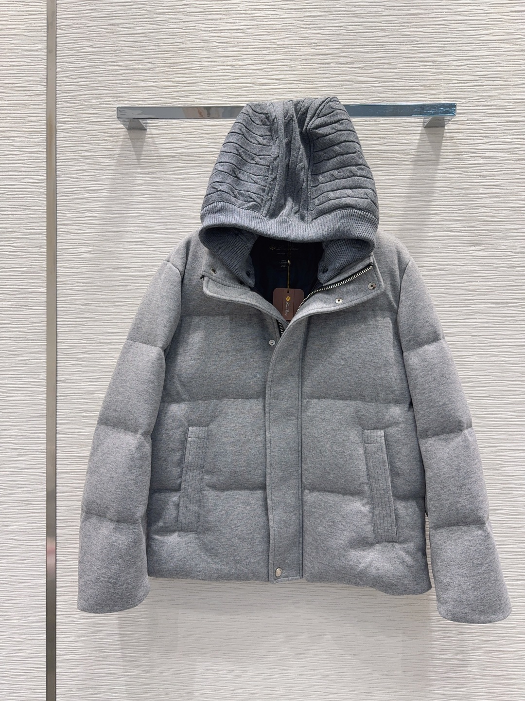 🛍️LORO PIAN*A👑2025FW新款羽绒外套 羊毛面部 鹅绒填充 男女同款 整体保暖效果拉满，独