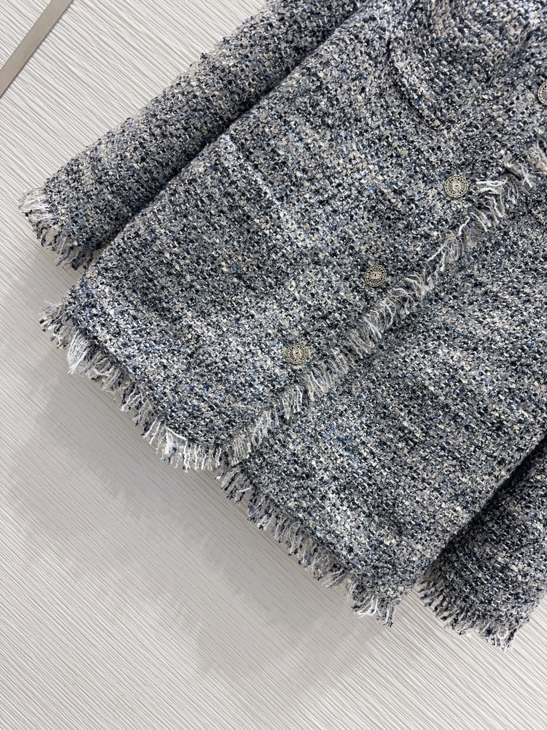 🛍️Chane* 👑👑2025FW新款小香风法式 经典造型外套 一眼就爱上了，版型设计能很好的修饰颈部线