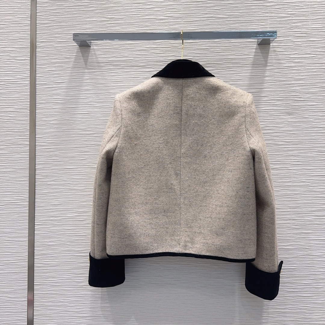 Chanel 2025FW Elegant Tweed Jacket - Classic Design, Flattering Fit 10 cmp i1761469481219 2314 0 8