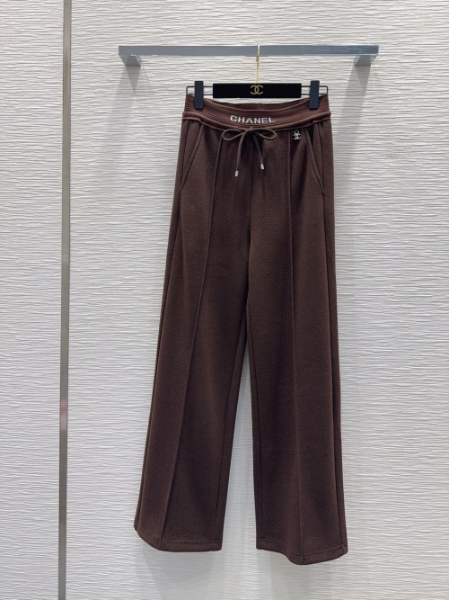 Chanel 2025FW High-Waisted Wide-Leg Pants - Chic & Comfortable 20 Chanel 2025FW High-Waisted Wide-Leg Pants – Chic & Comfortable