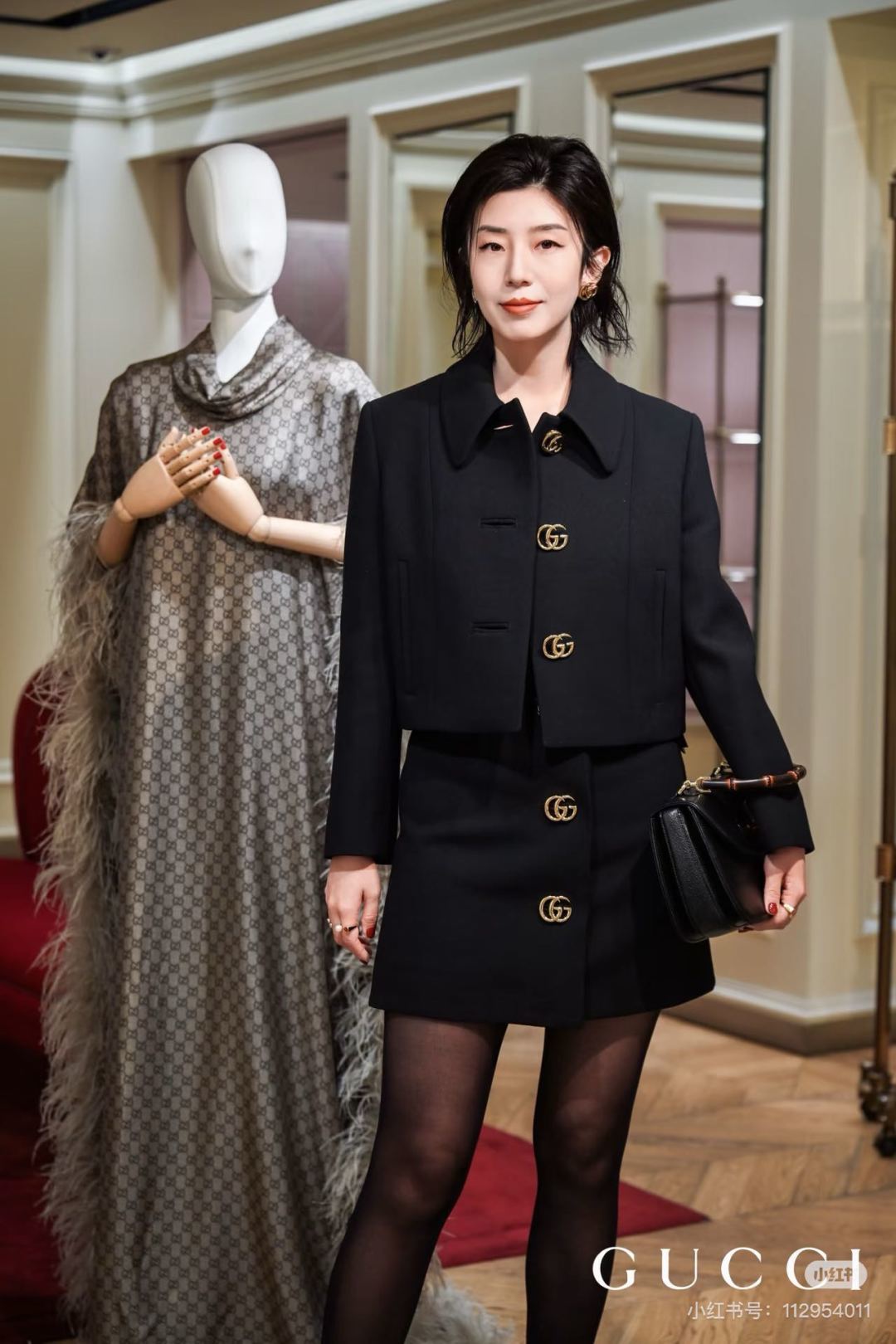 NO:713416,Counter picture 1,,19860909专柜图1,,,Women's clothing