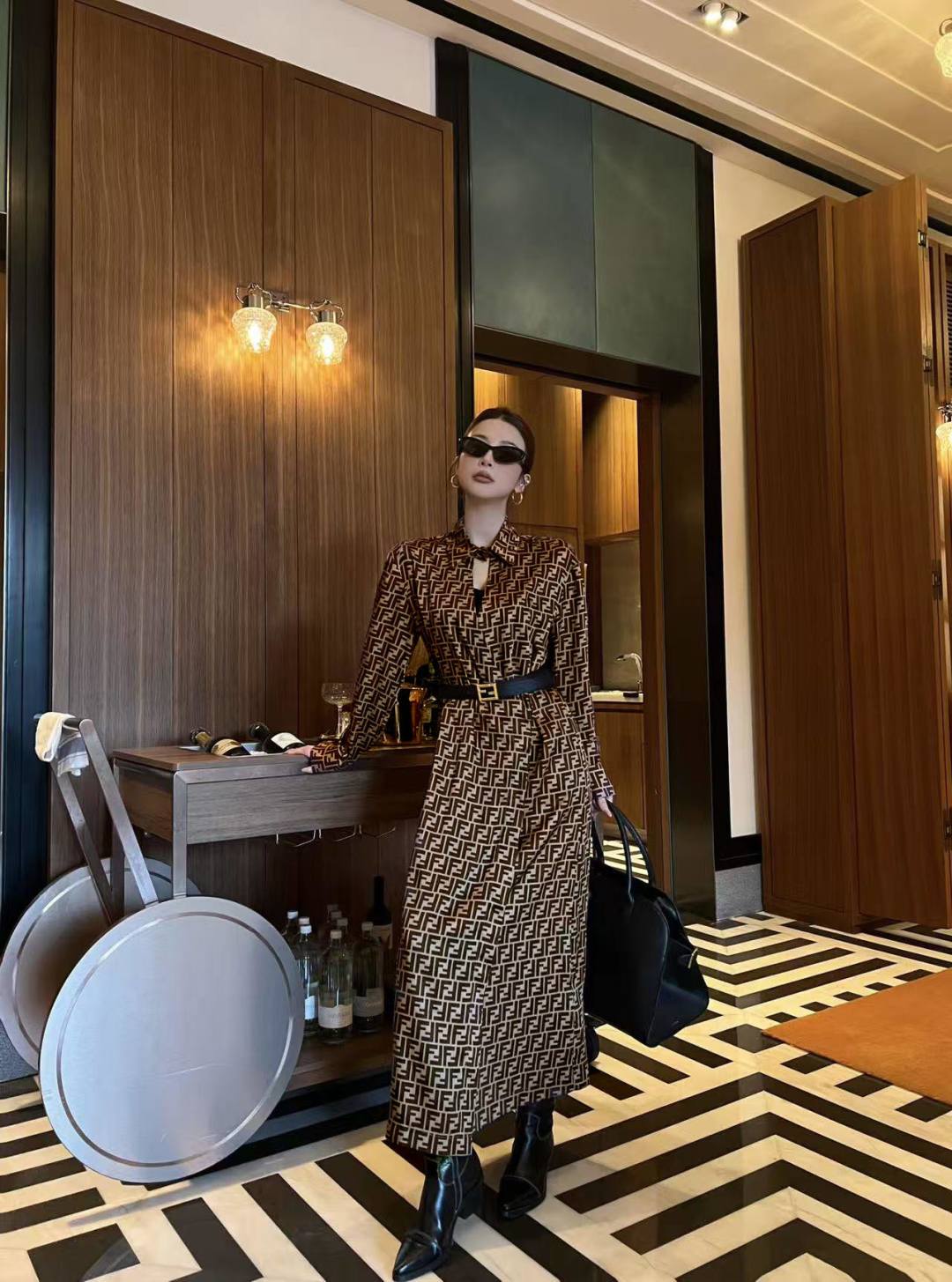 NO:738152,Upper body picture,,19860909上身图,,,Women's clothing