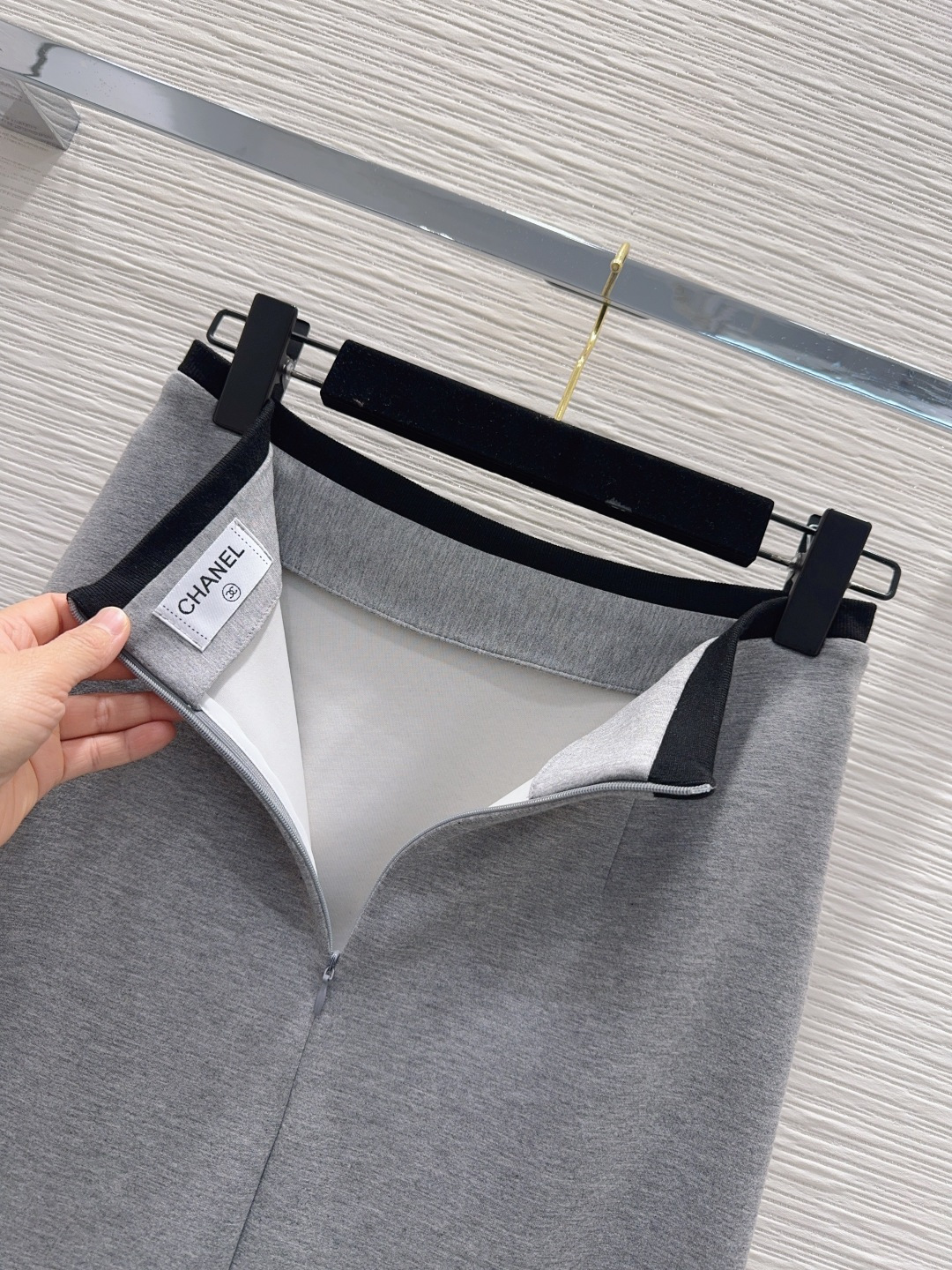 🌼2026SS新款套裙 高定出品 时髦精必入  这穿搭的功能特别强大 随意打造显高显瘦的上身效果，美式高