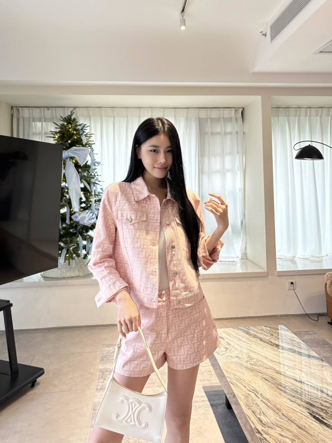 NO:752867,Upper body picture,,19860909上身图,,,Women's clothing