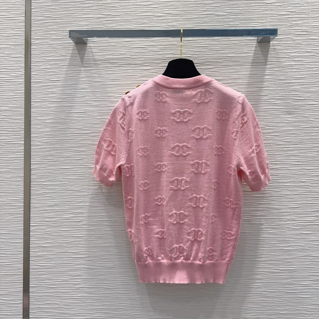 🌼2026SS新品 经典毛衣 100%羊毛 质感细腻软糯。经典减龄单品！版型不挑人上身巨显瘦！白富美必收