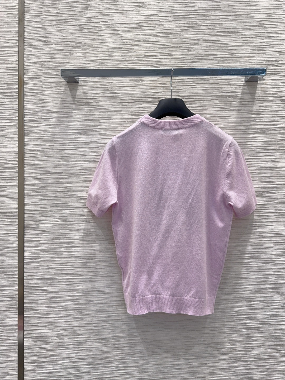 🌼2026SS新品 经典毛衣 100%羊毛 质感细腻软糯。经典减龄单品！版型不挑人上身巨显瘦！白富美必收