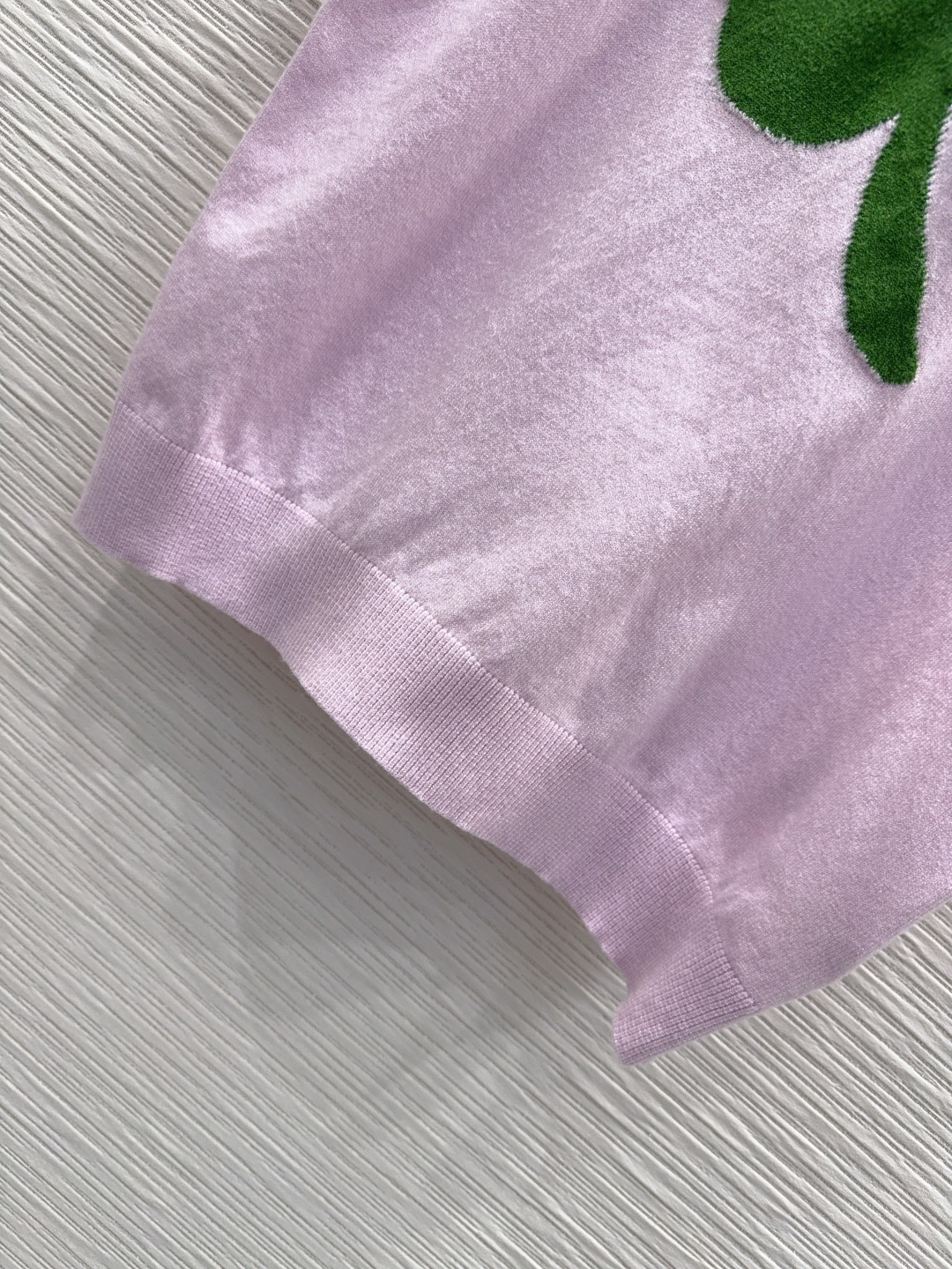 🌼2026SS新品 经典毛衣 100%羊毛 质感细腻软糯。经典减龄单品！版型不挑人上身巨显瘦！白富美必收