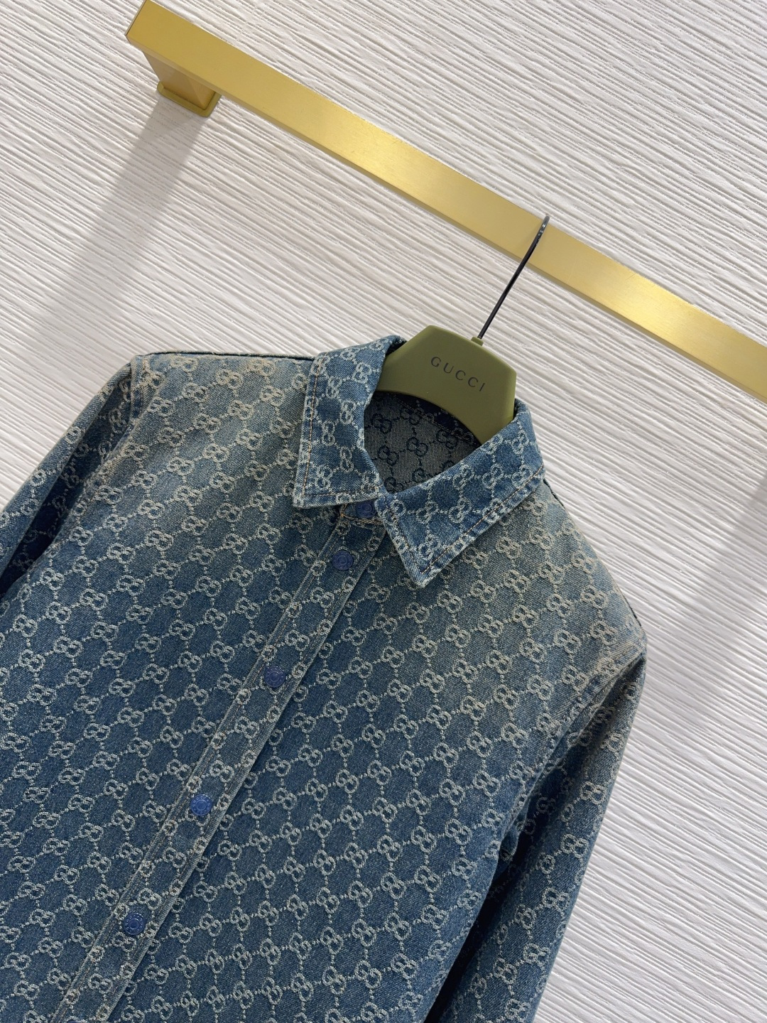 🌼2026SS新款衬衫 高版系列出品~超时髦新款丹宁牛仔 个性色调上身又酷又飒爽 纹理细腻，棉感自然，既