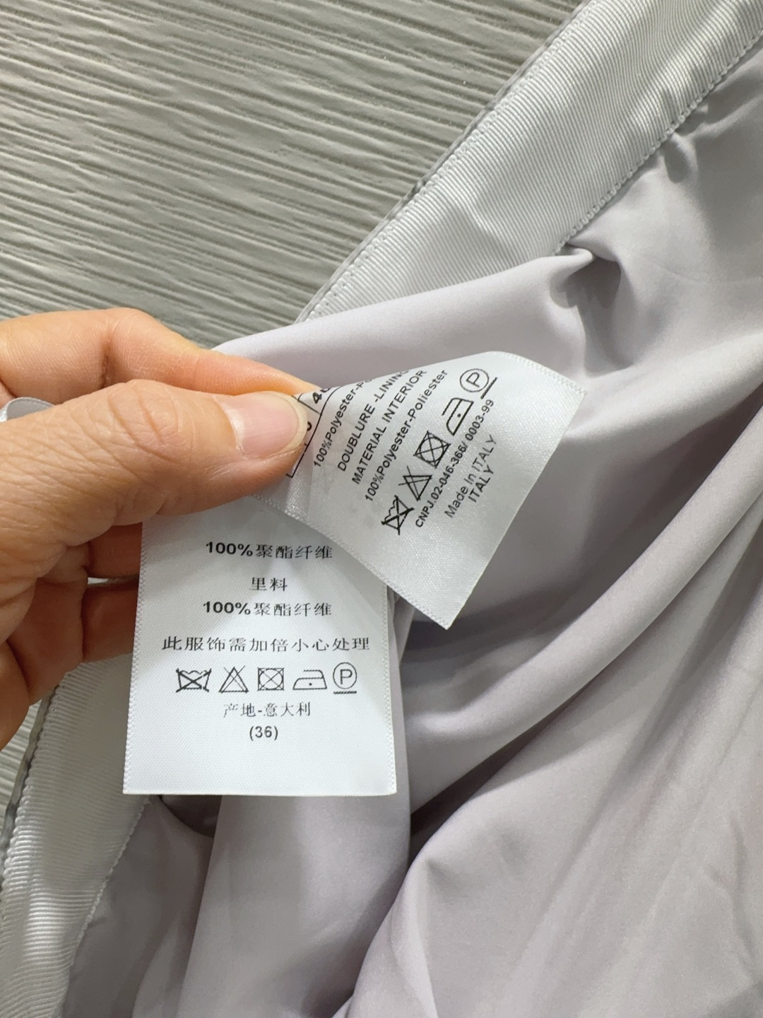 🌼2026SS新款半裙 飘逸灵动 简约中流露出高奢 整件衣服做工更是非常精细！ 版型简单一目了然，美伦美