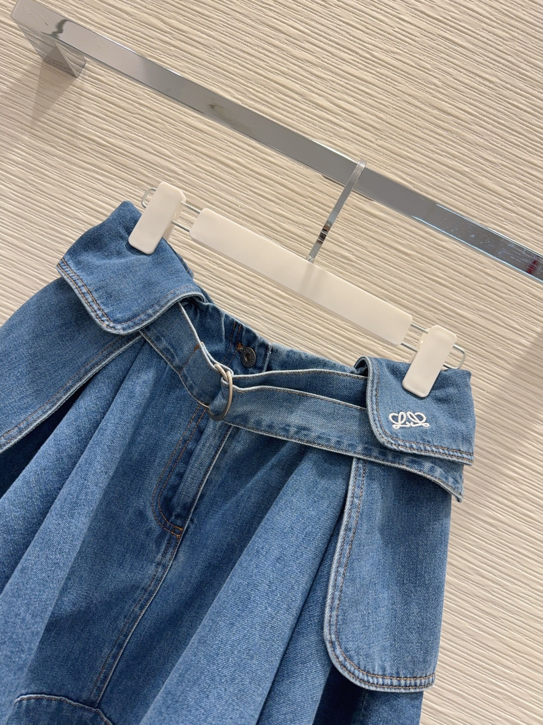 🌼2026SS新款 高版系列出品~超时髦新款丹宁牛仔 个性色调上身又酷又飒爽 纹理细腻，棉感自然，既有筋