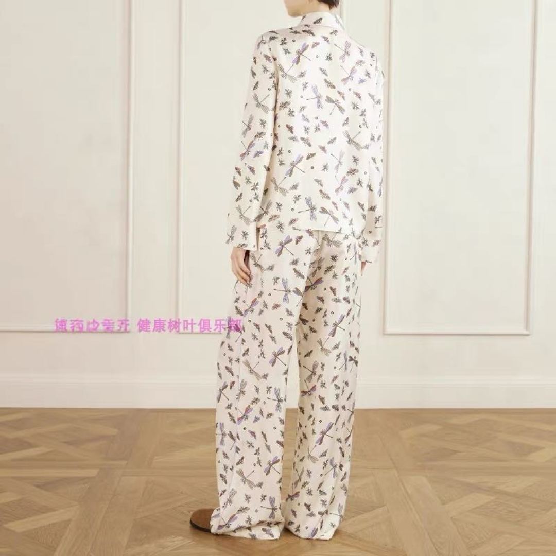 NO:798808,Counter pictures,,19860909专柜图,,,Women's clothing