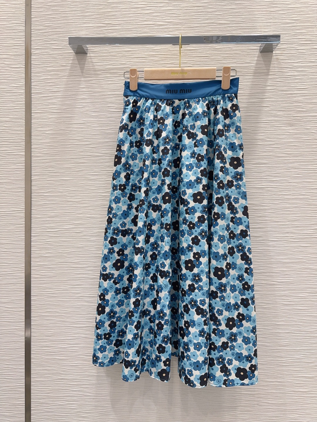 미우미우 2026SS 여성 스커트 102011 Miu Miu Skirt