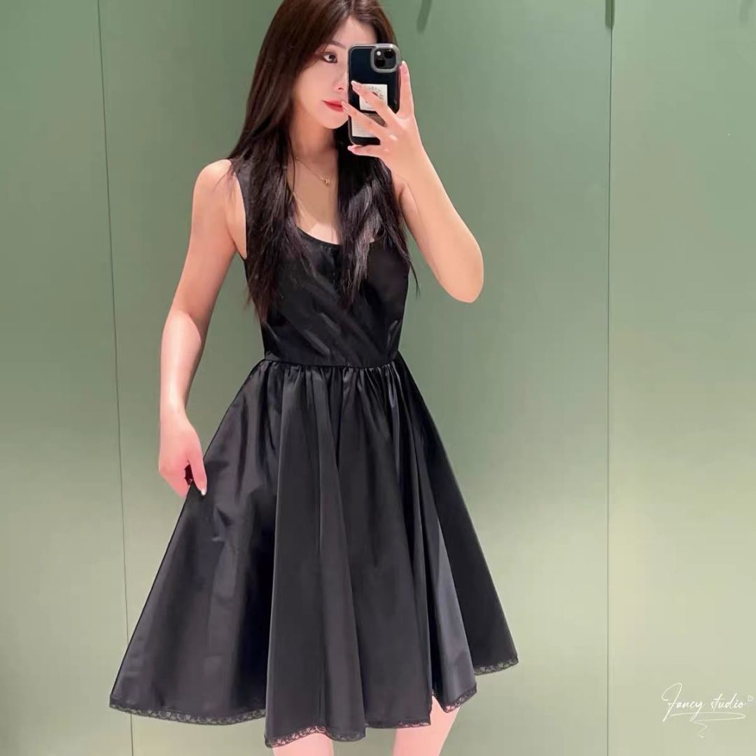 NO:902124,Counter pictures,,19860909专柜图,,,Women's clothing