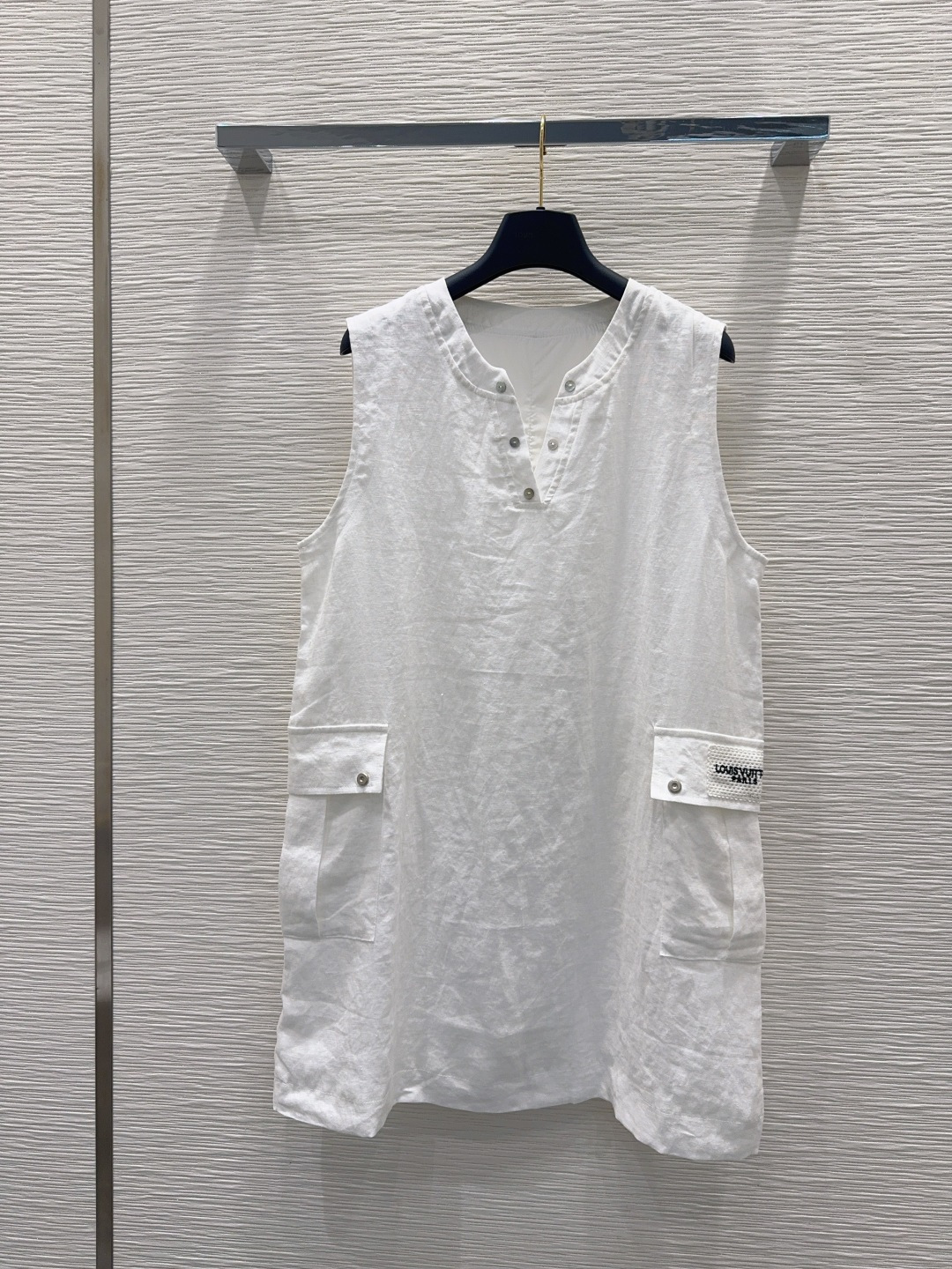 NO:890418,2026SS new sundress, linen, retro and fashionable, low-key and luxurious!  The styles are versatile and not picky, the original customized technical fabrics, the quality of workmanship depends on the details. A must-have for Bai Fumei!  Highly recommended. SML [S shoulder width 38, bust 100, skirt length 86], Louis Vuitton-clothing, louis vuitton, skirts,198609092026SS新款背心裙 亚麻 复古时髦 低调气质又奢华高级！版型百搭不挑人,原版定制科技面料 做工品质看细节.白富美必入！强烈推荐.SML【S肩宽38 胸围100 裙长86】,路易威登-服装,louis vuitton,skirts,,Women's clothing